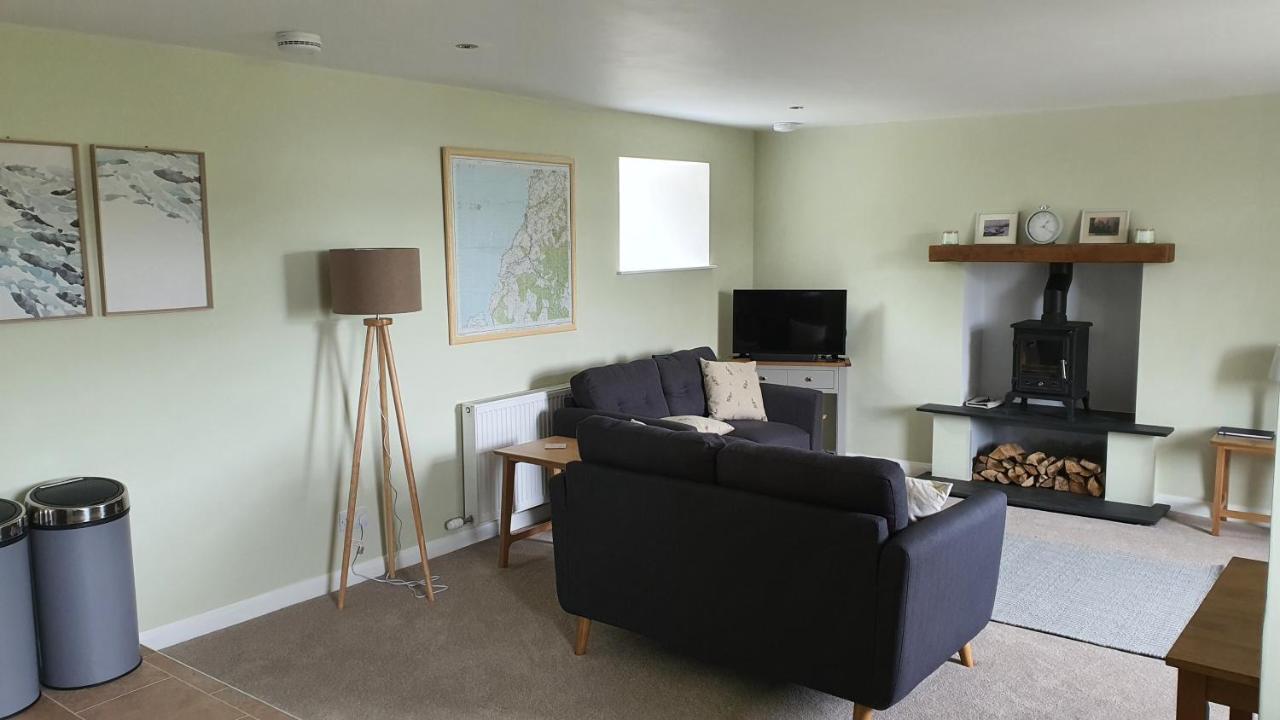 Dairy Cottage With Sea Views 格文 外观 照片